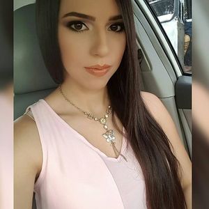 Meet your Posher, Veronica